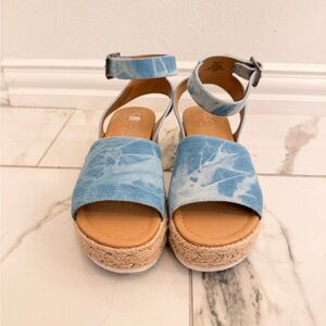 Coconuts by Matisse Blue Espadrille Sandals